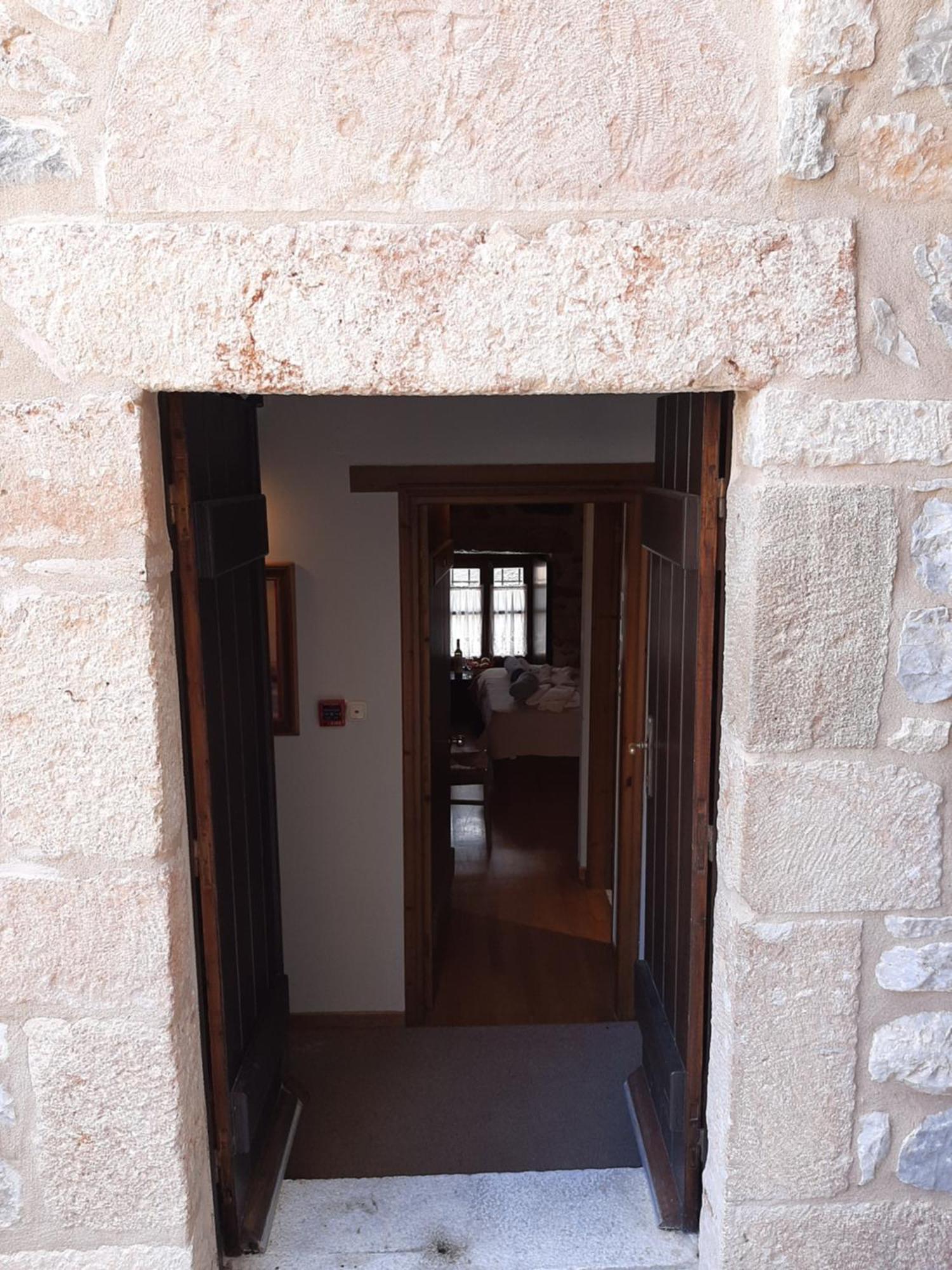 Pyrgoi Theodorakaki: O Gerolimenas Hotell Rom bilde
