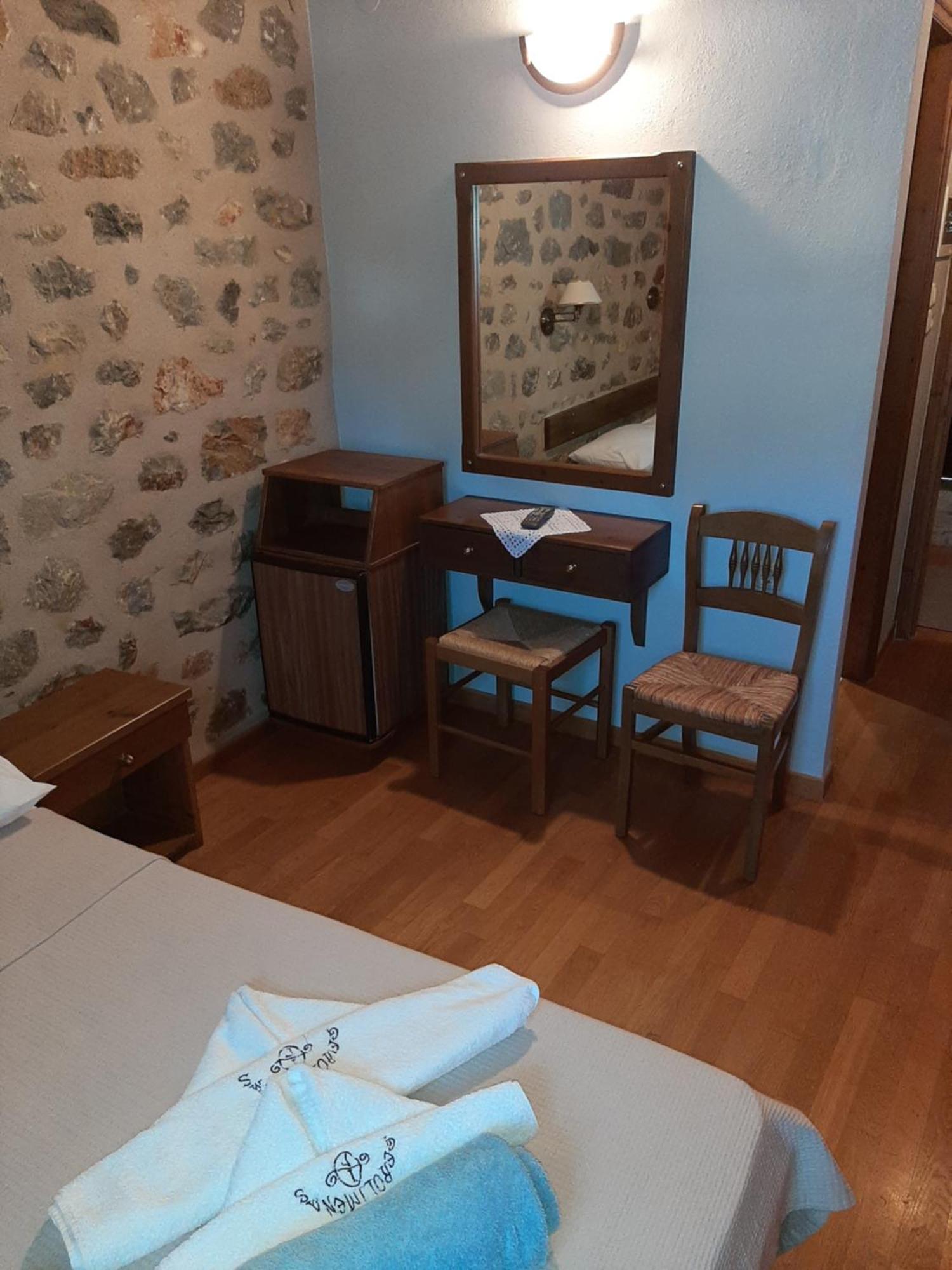 Pyrgoi Theodorakaki: O Gerolimenas Hotell Rom bilde