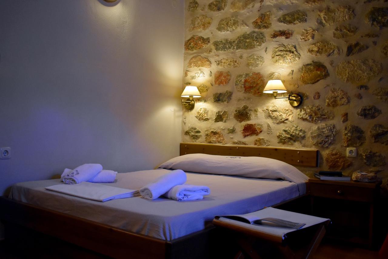 Pyrgoi Theodorakaki: O Gerolimenas Hotell Rom bilde